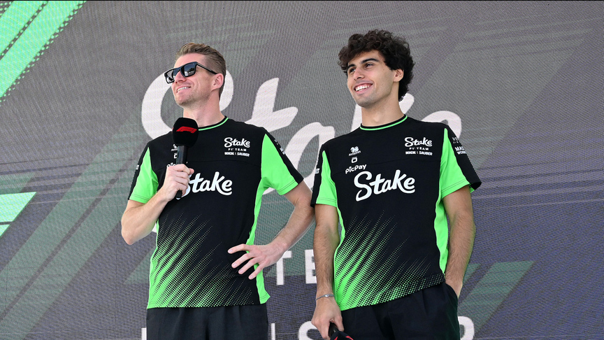 2025 Mexico City GP: Hulkenberg and Bortoleto greet the crowd on the Fanzone stage